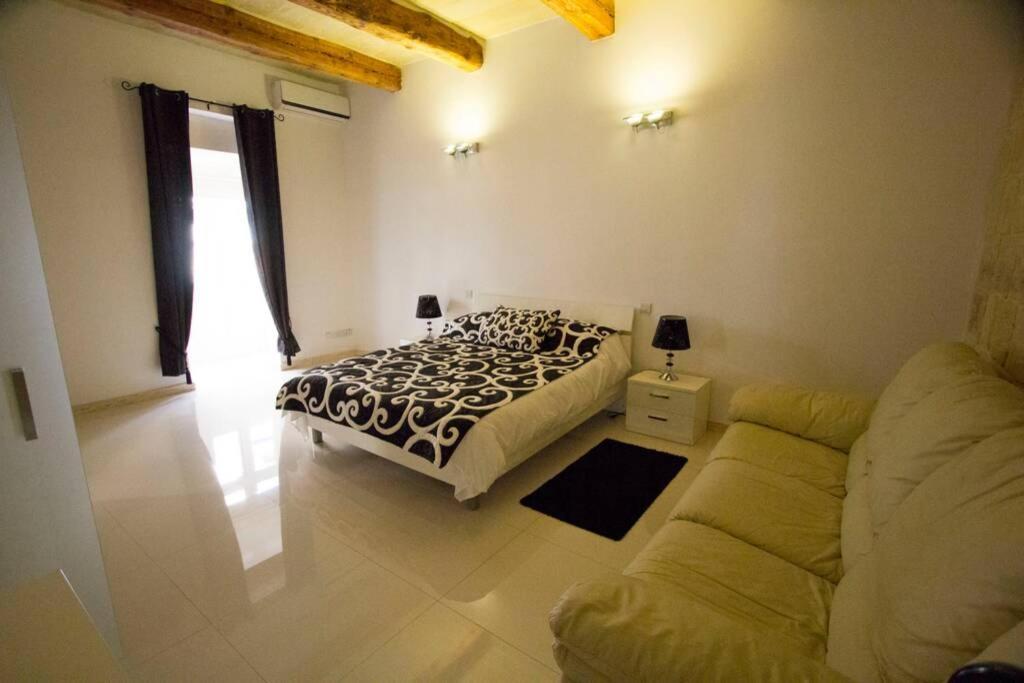 Valletta-Central Duplex Maisonette Luaran gambar